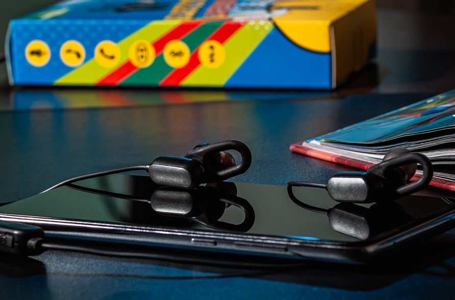 �������� More choice BG10 Bluetooth � ������ ������� � ���������� (Silver)