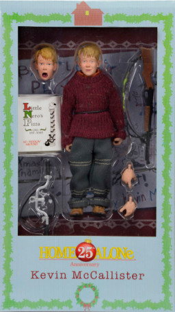  Home Alone: Kevin McCallister  Clothed Figure (20 )