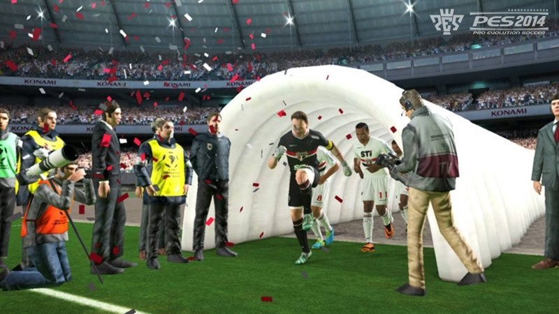 Pro Evolution Soccer 2014 [Xbox 360]