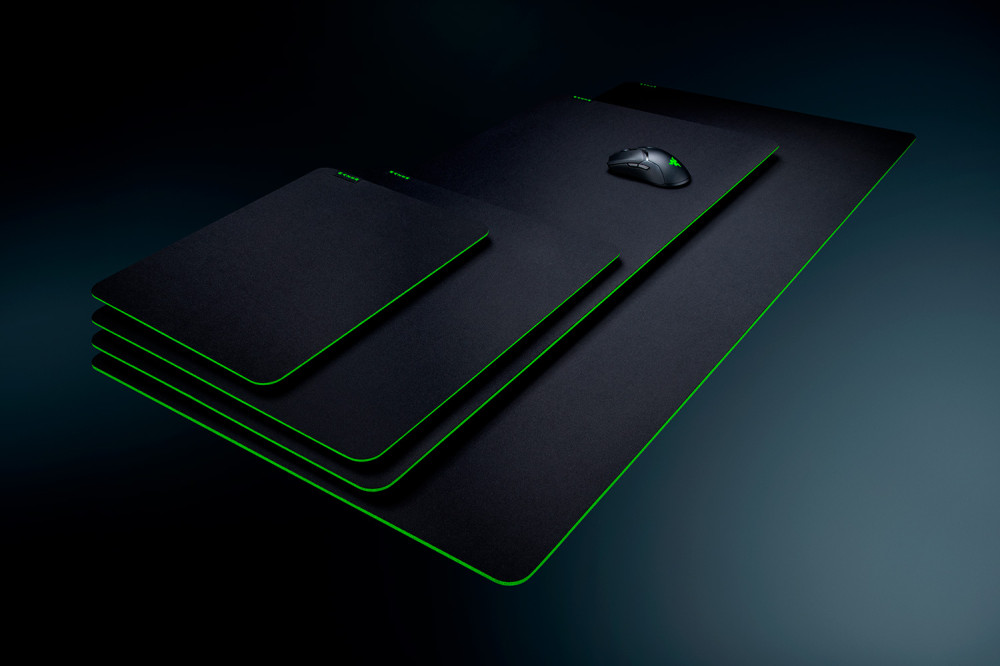Коврик для мыши Razer Gigantus V2 Medium (RZ02-03330200-R3M1)