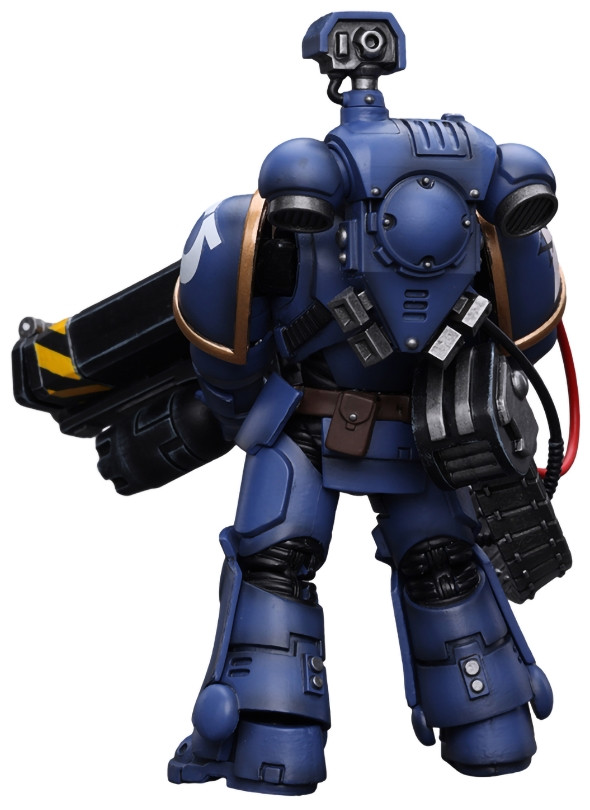  Warhammer 40 000: Ultramarines  Desolation Marine with Castellan Launcher (Superkrak) 1:18 (12,1 )