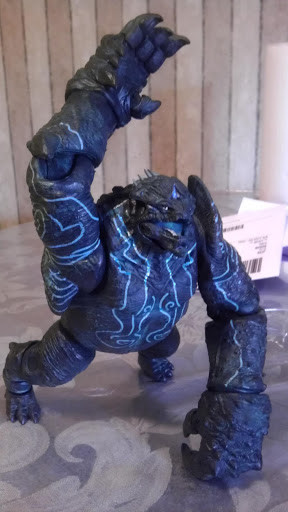  Pacific Rim Series 2 Leatherback Kaiju (18 )