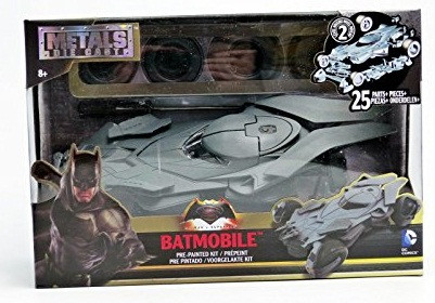    DC Comics:     :     Batman v Superman: Dawn of Justice Batmobile Model Kit Grey (1:24)