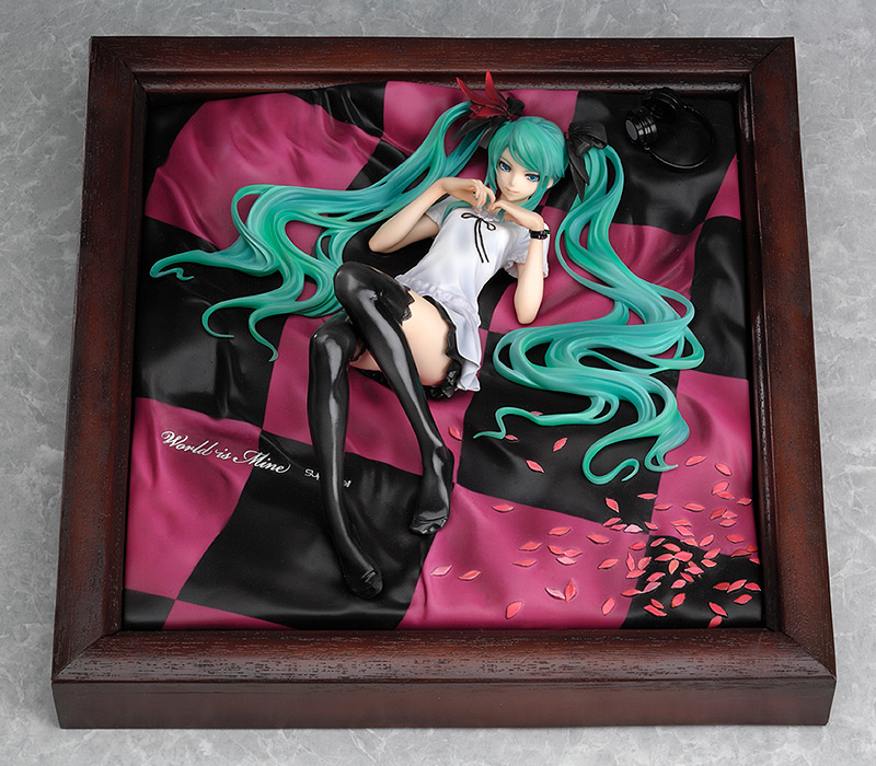  Hatsune Miku: Supercell Feat Hatsune Miku  World Is Mine Brown Frame (22 c)