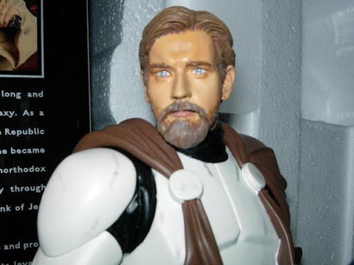  Star Wars: Episode 3. Obi-Wan Kenobi Mini Bust. (16 )