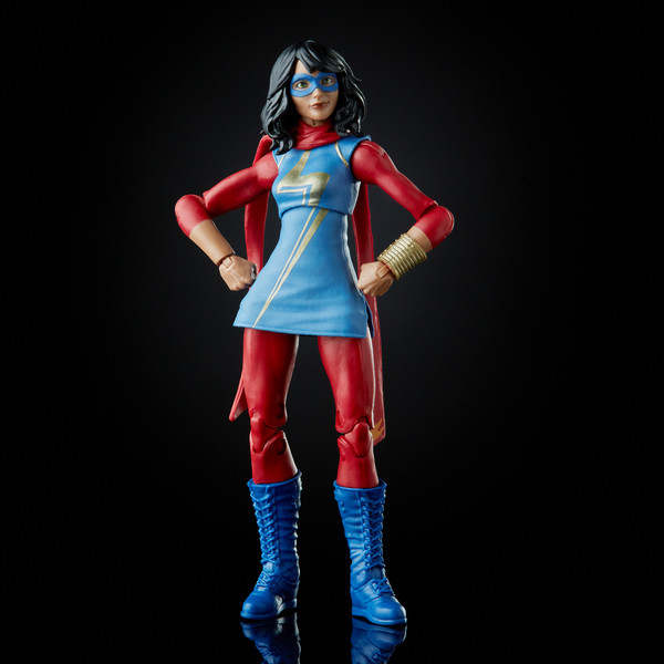  Marvel: Avengers  Ms. Marvel GamerVerse (15 )