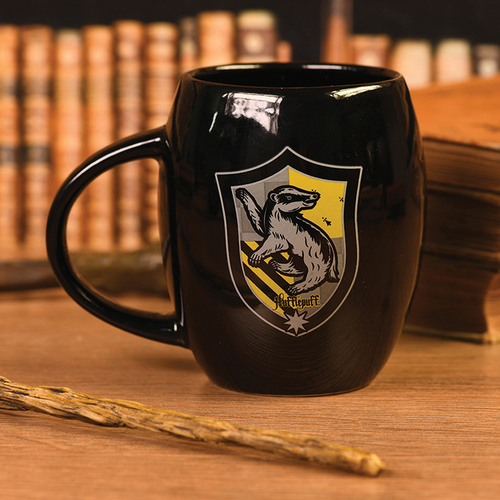 ������ Harry Potter: Hufflepuff Uniform (425 ��.)