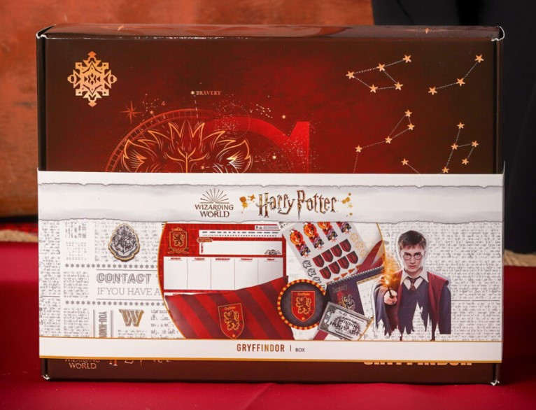   Harry Potter: Gryffindor Gift Box