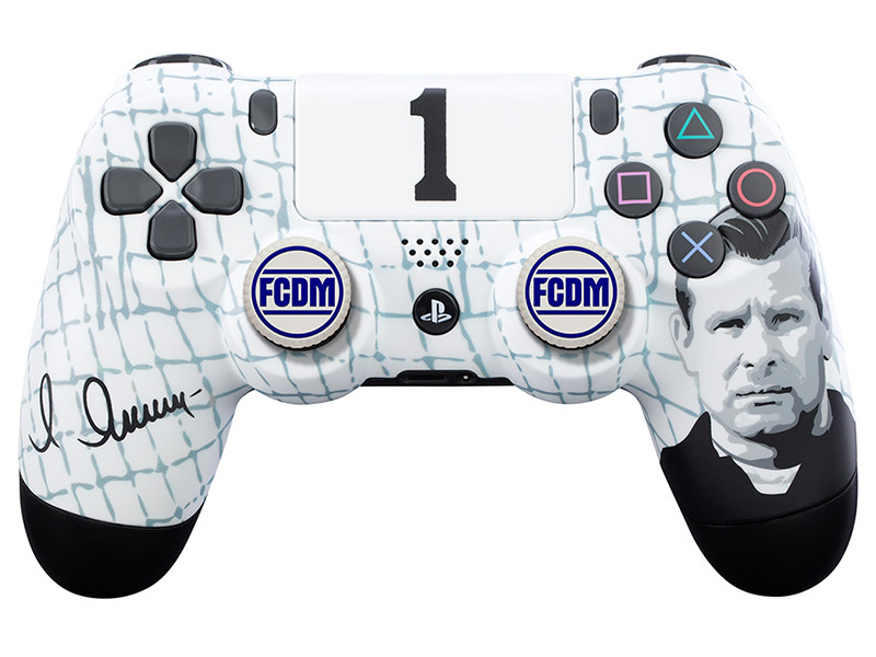         DualShock 4  PS4