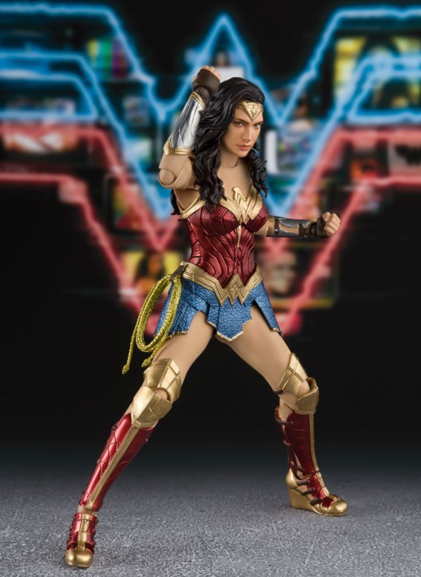  DC: Wonder Woman 1984 Wonder Woman S.H.  Figuarts (18 )