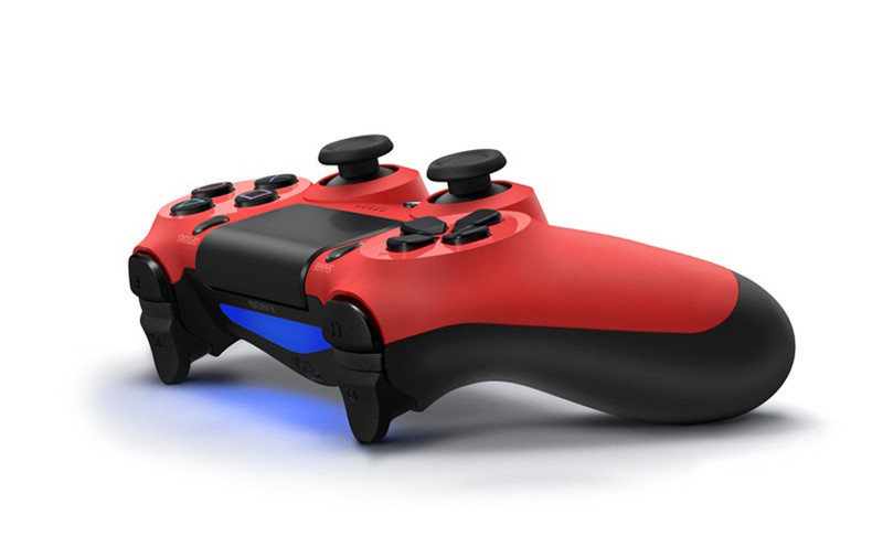   DualShock 4 Magma Red  PS4 ()