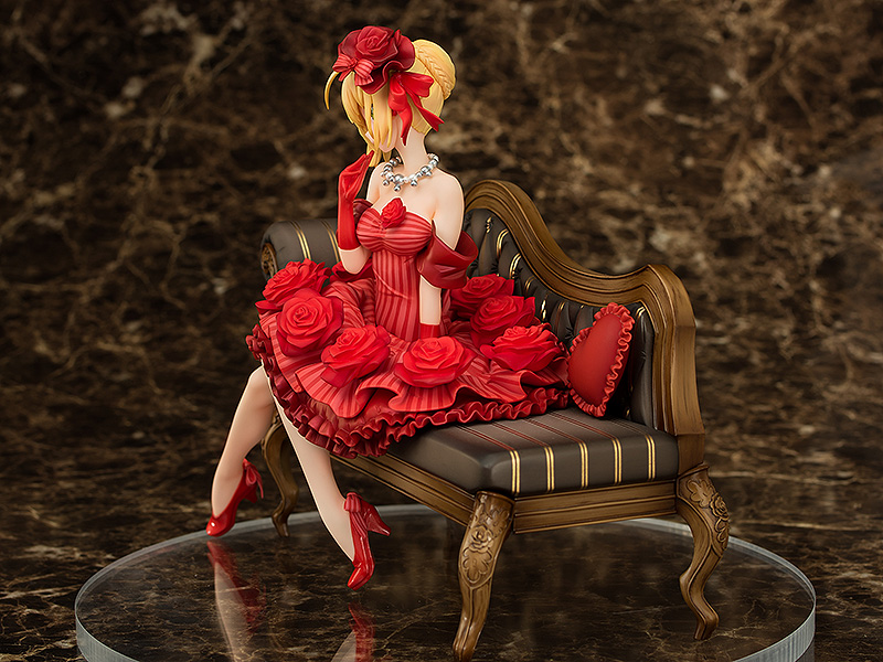 ������� Fate/Extra: Idol Emperor / Nero (19 ��)