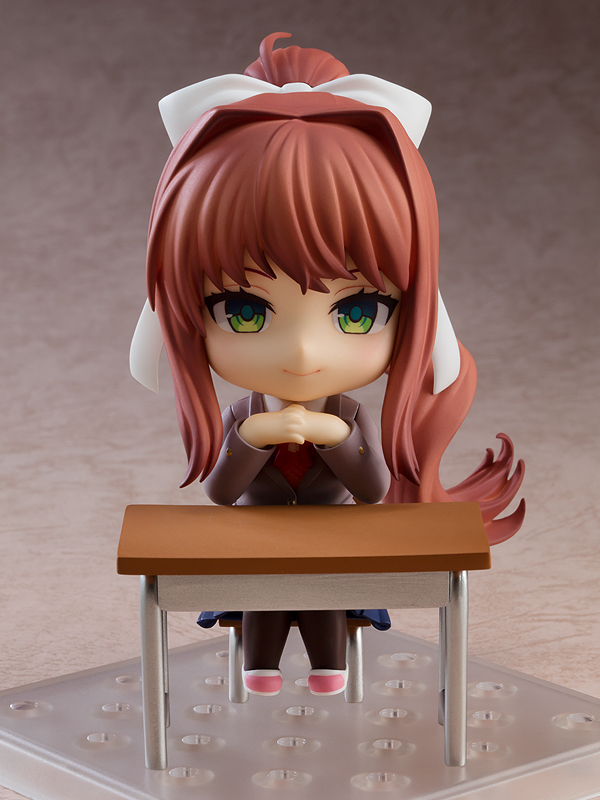 ������� Nendoroid: Doki Doki Literature Club! � Monika (10 ��)