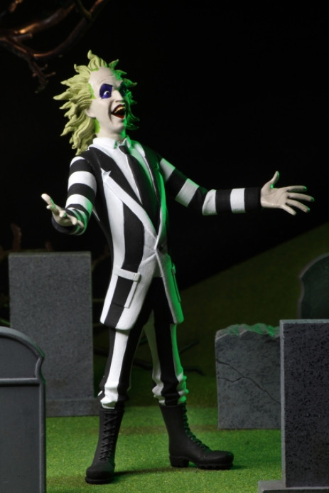 Фигурка NECA: Toony Terrors – Beetlejuice Scale Figure Series 4 (15 см)