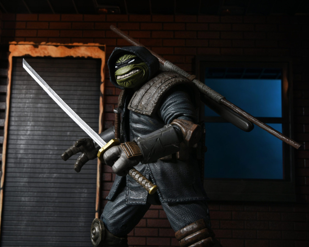  NECA Action Figure Teenage Mutant Ninja Turtles: The Last Ronin The Last Ronin Armored [Ultimate Version] (17,78 )