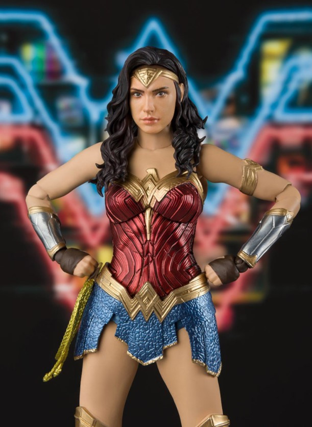  DC: Wonder Woman 1984 Wonder Woman S.H.  Figuarts (18 )