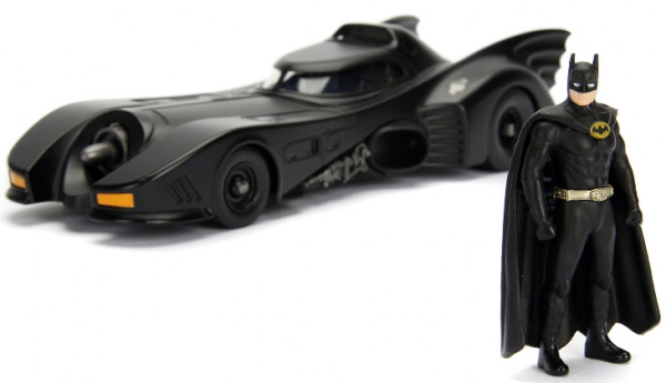 Набор DC Batman: модель машины 1989 Batmobile (масштаб 1:24) + фигурка Batman Figure 2.75"