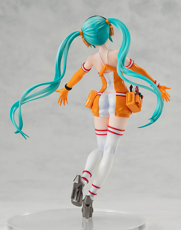  Pop Up Parade: Hatsune Miku  Racing Miku 2010 Ver. (17 )