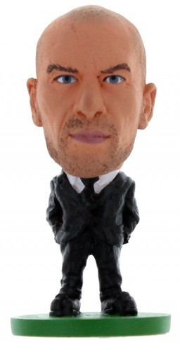  Real Madrid: Zinedine Zidane Suit