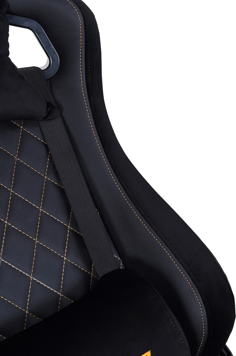 ������ ���������� Cougar ARMOR S Royal