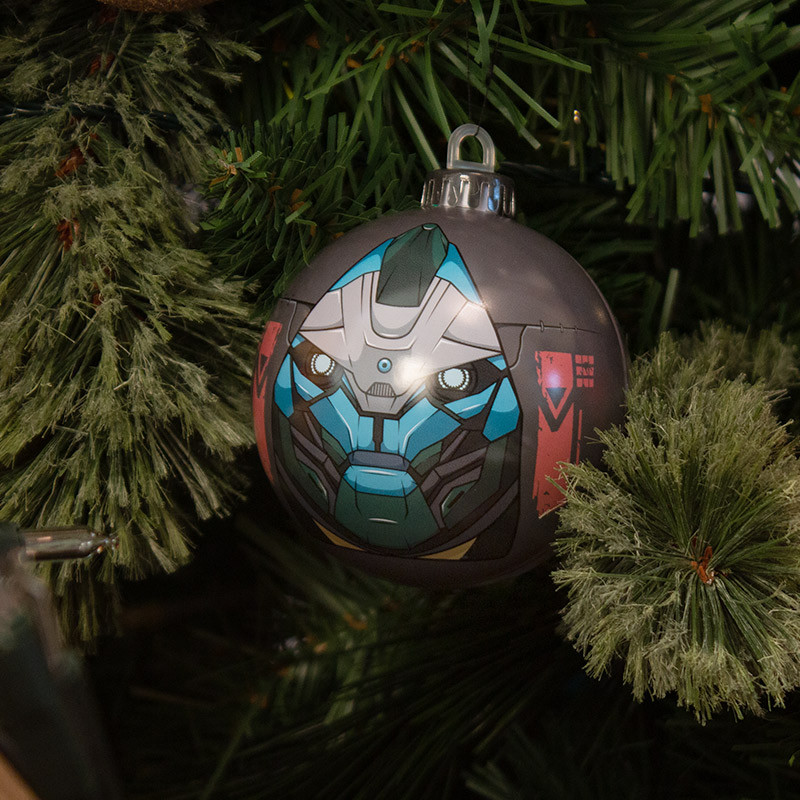   Destiny: Cayde-6