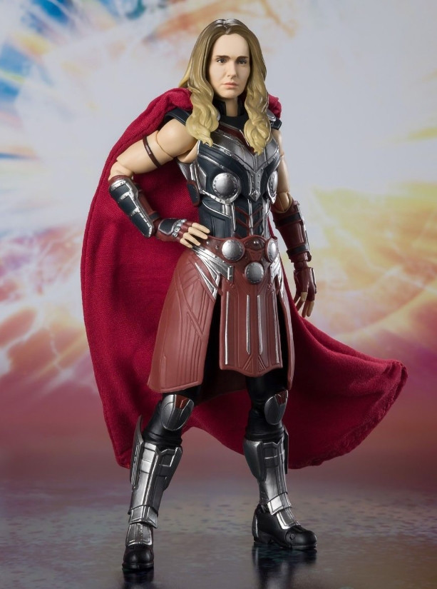  S.H.Figuarts: Thor Love And Thunder  Mighty Thor (14,5 )