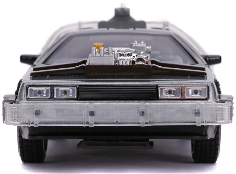 ������ ������ Hollywood Rides: Back To The Future 3