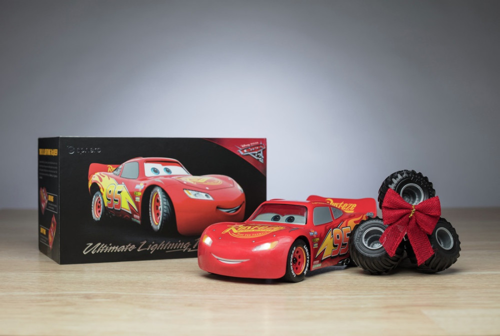   Cars: Lightning McQueen