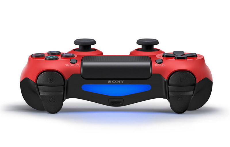   DualShock 4 Magma Red  PS4 ()