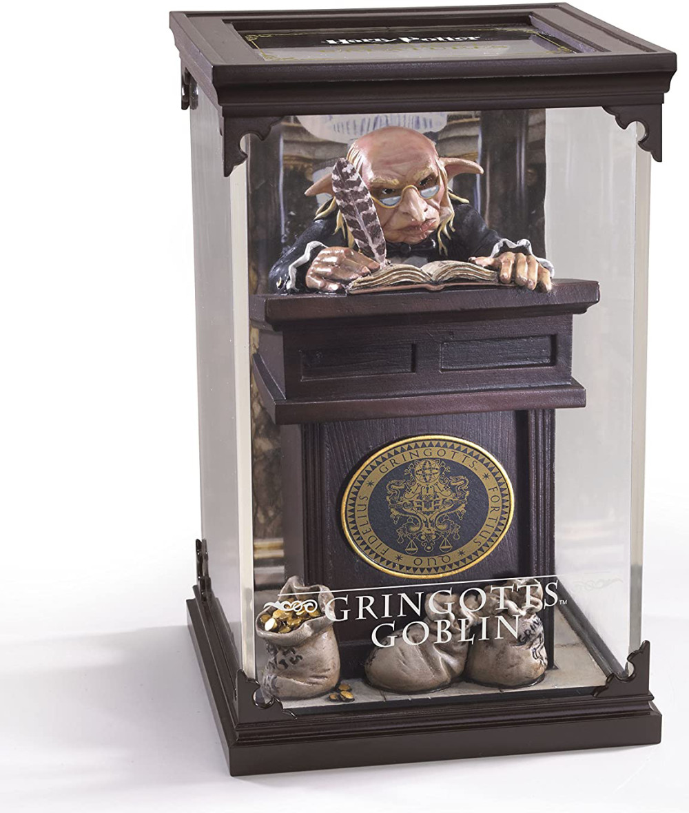 Фигурка Harry Potter: Gringotts Goblin Magical Creatures (18,5см)