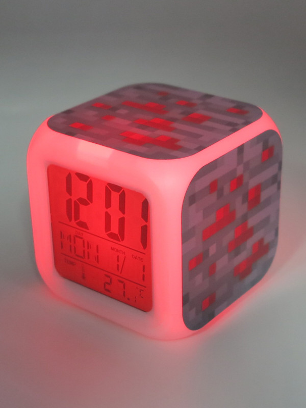 Часы-будильник Minecraft: Блок красной руды (пиксельные с подсветкой)