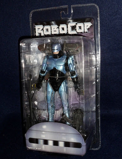  Robocop. Robocop With Jetpack And Cobra Assault Cannon (18 )