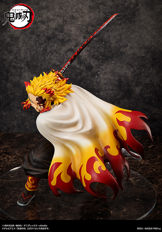 Фигурка Demon Slayer: Kimetsu no Yaiba – Kyojuro Rengoku (42 см)