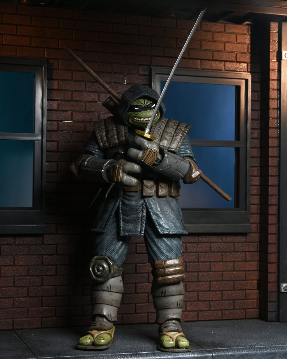  NECA Action Figure Teenage Mutant Ninja Turtles: The Last Ronin The Last Ronin Armored [Ultimate Version] (17,78 )