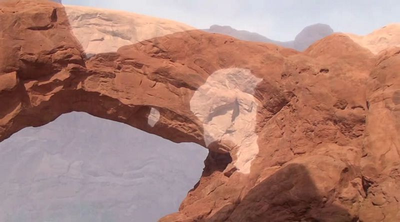 -  3D.       (Blu-ray 3D + 2D)