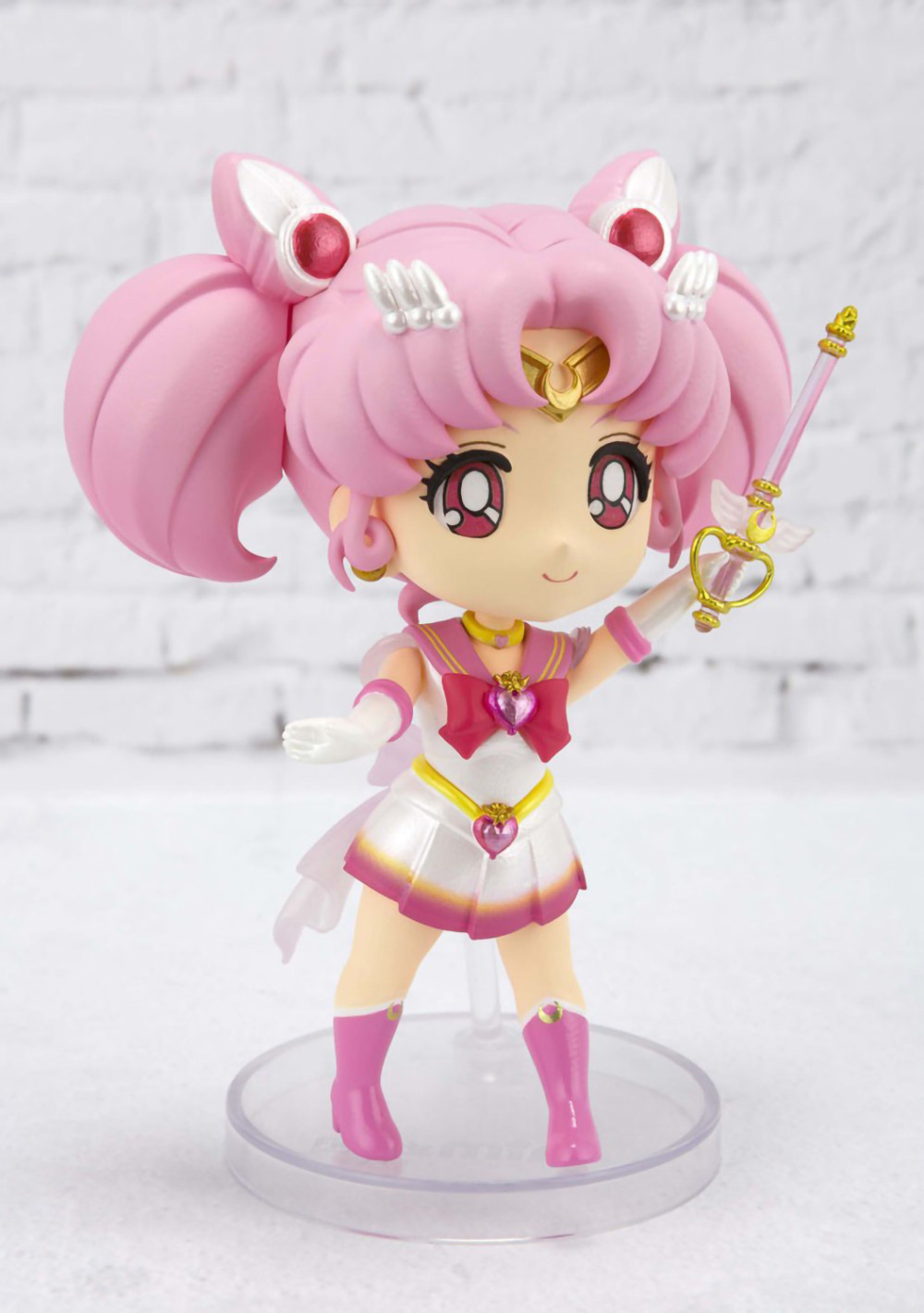  Figuarts Mini: Sailor Moon – Super Sailor Chibi Moon (8 )