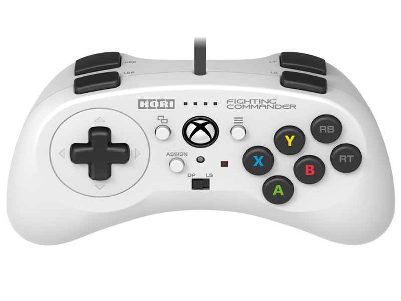   Hori Fighting Commander  Xbox One / PC