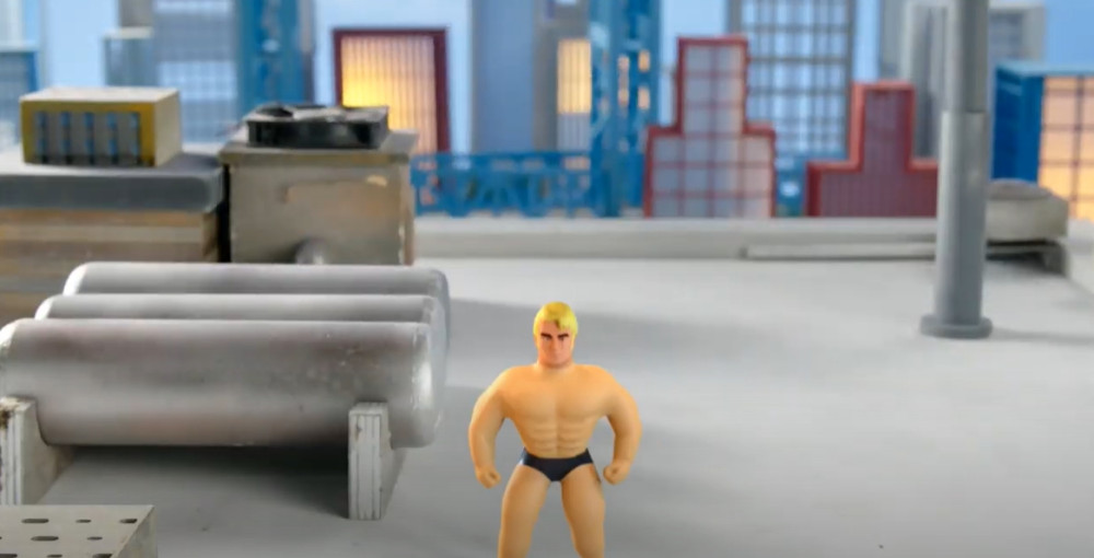 - Stretch Mini  Armstrong