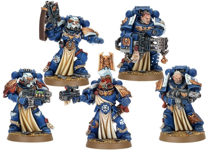   Warhammer 40,000. Space Marine Sternguard Veteran Squad