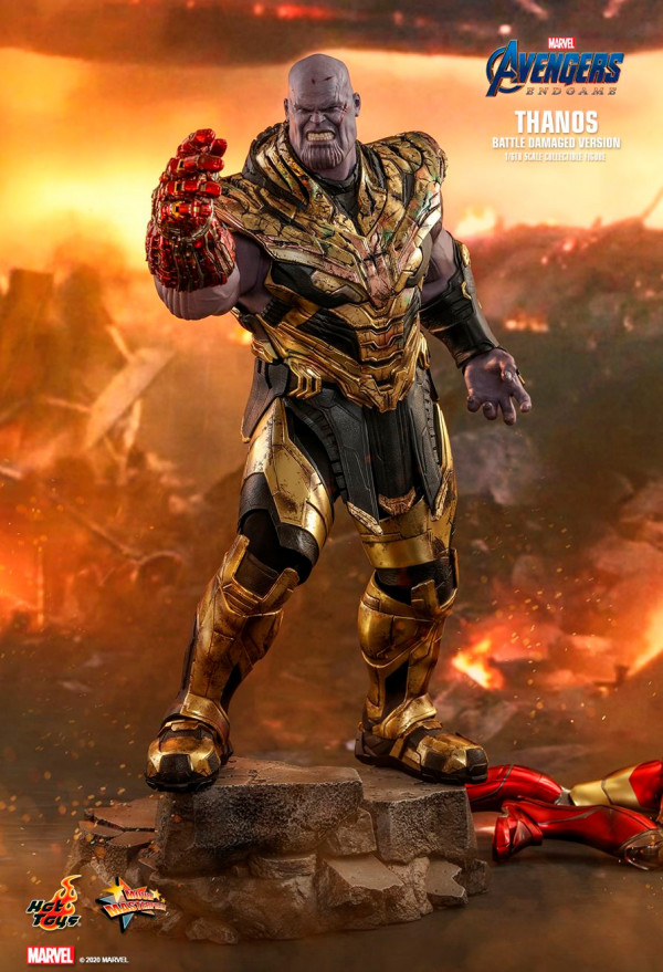 Фигурка Marvel The Avengers: Endgame – Thanos Battle Damaged Version (41,5 см)