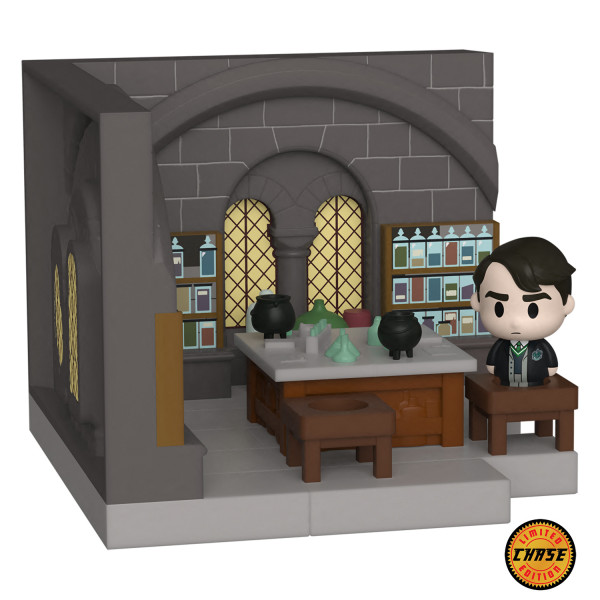 Фигурка Funko POP: Harry Potter – Potions Class Draco Malfoy With Tom Riddle Chase Mini Moments
