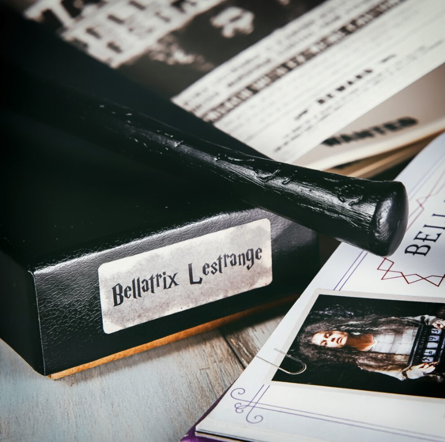   Harry Potter: Ollivander`s Wand Albus  Bellatrix Lestrange