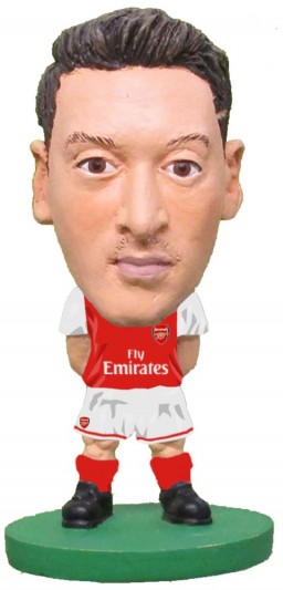  Arsenal: Mesut Ozil Home