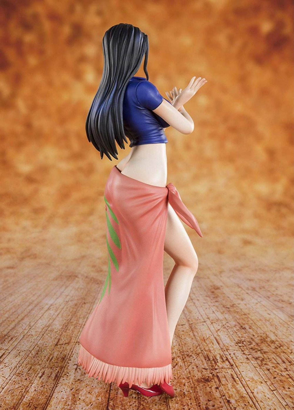 ������� Devil Child: Figuarts ZERO � Nico Robin (16 ��)
