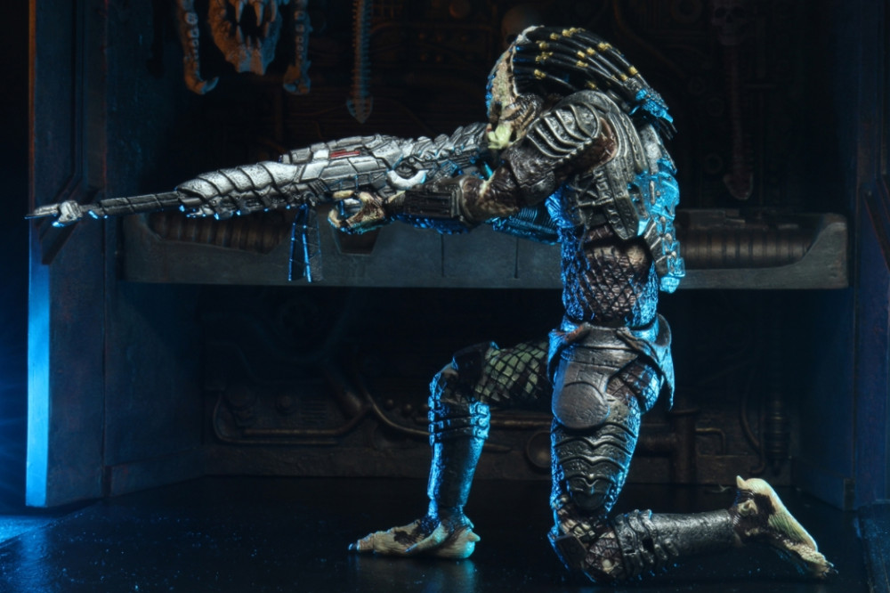  NECA: Predator 2  Ultimate Scout Predator Scale Action Figure (17 )