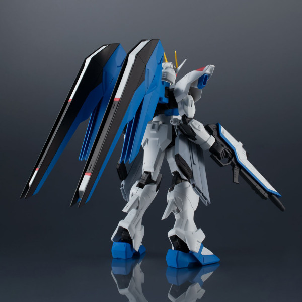 Фигурка Gundam Universe: Mobile Suit Gundam ZGMF-x10a Freedom Gundam