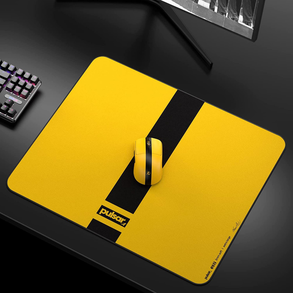 ������ ��� ���� Pulsar ES1 Gaming Mousepad ������� � Bruce Lee Limited Edition (XL / Yellow)