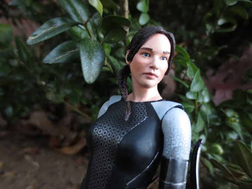  The Hunger Games: Catching Fire Series 1 Katniss (18 )