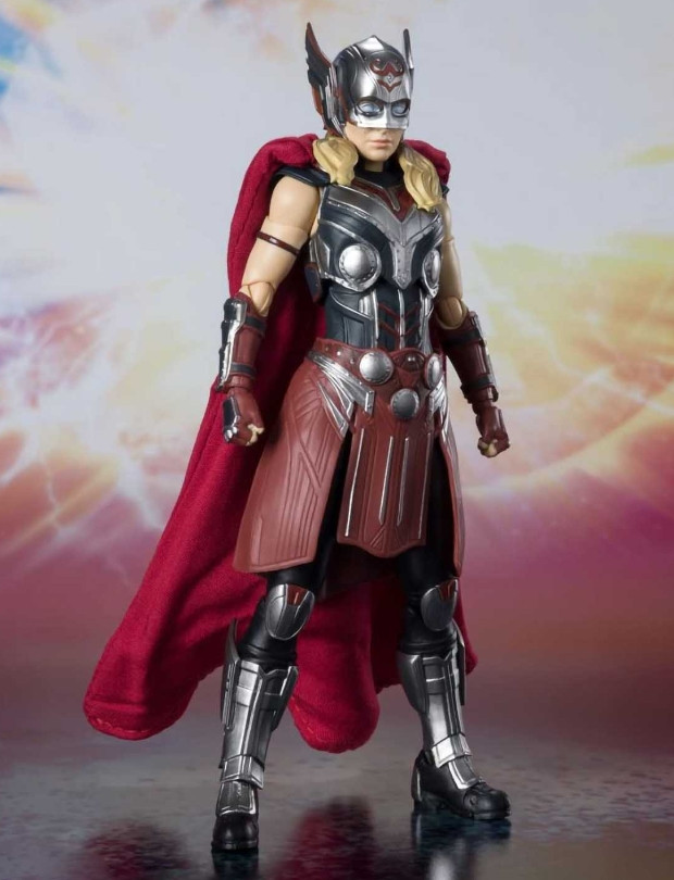  S.H.Figuarts: Thor Love And Thunder  Mighty Thor (14,5 )