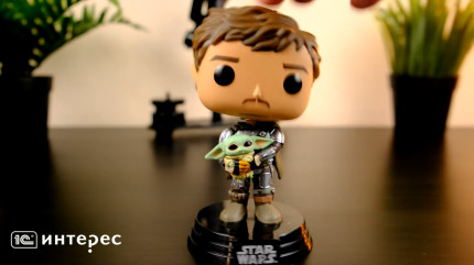  Funko POP: Star Wars Mandalorian  The Mandalorian With Grogu Bobble-Head (9,5 )